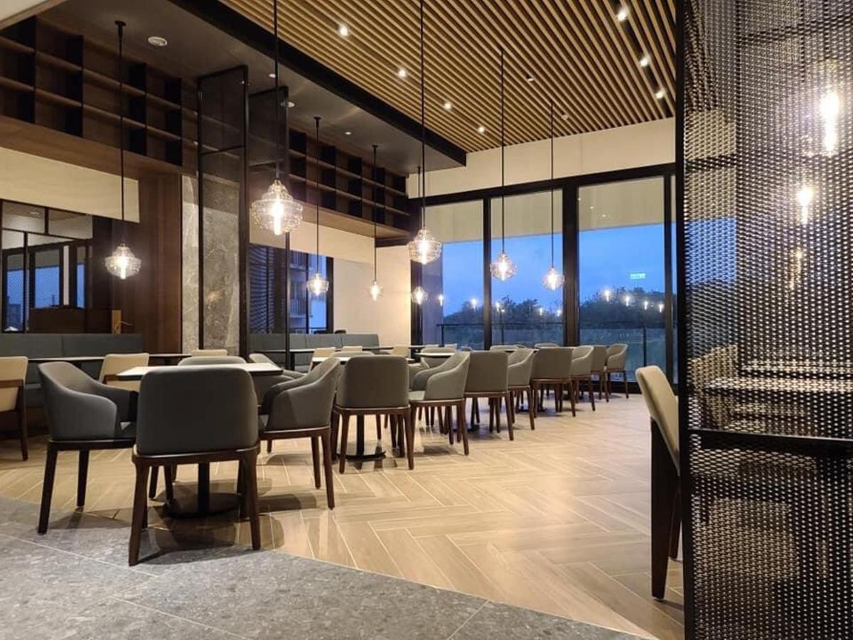 Lakeshore Hotel Hualien Taroko Shunan Esterno foto The interior of the lounge